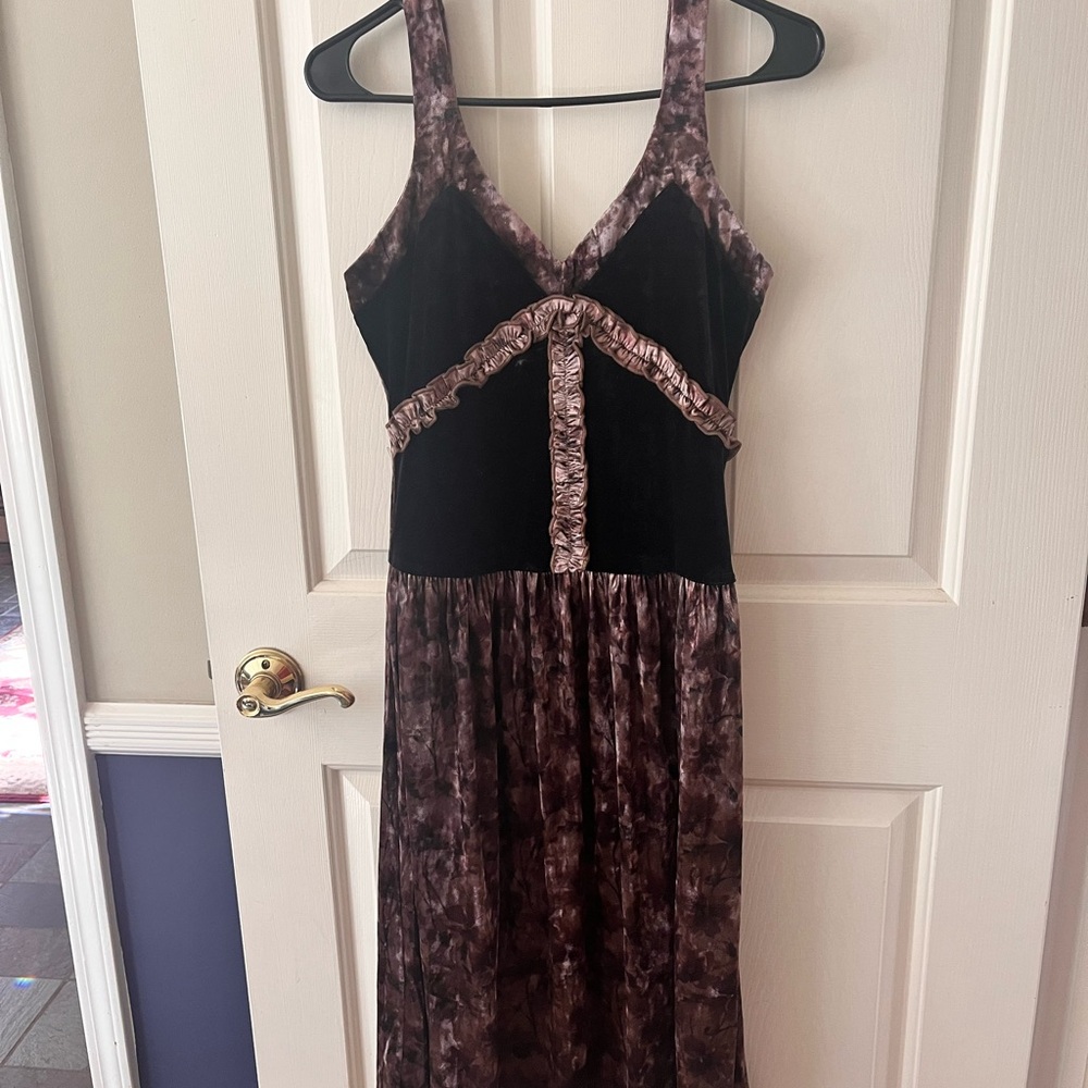 Cider - Velvet Brown Dress